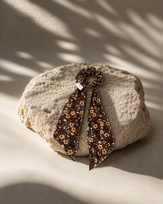 WILD FLORA SCARF SCRUNCHIE