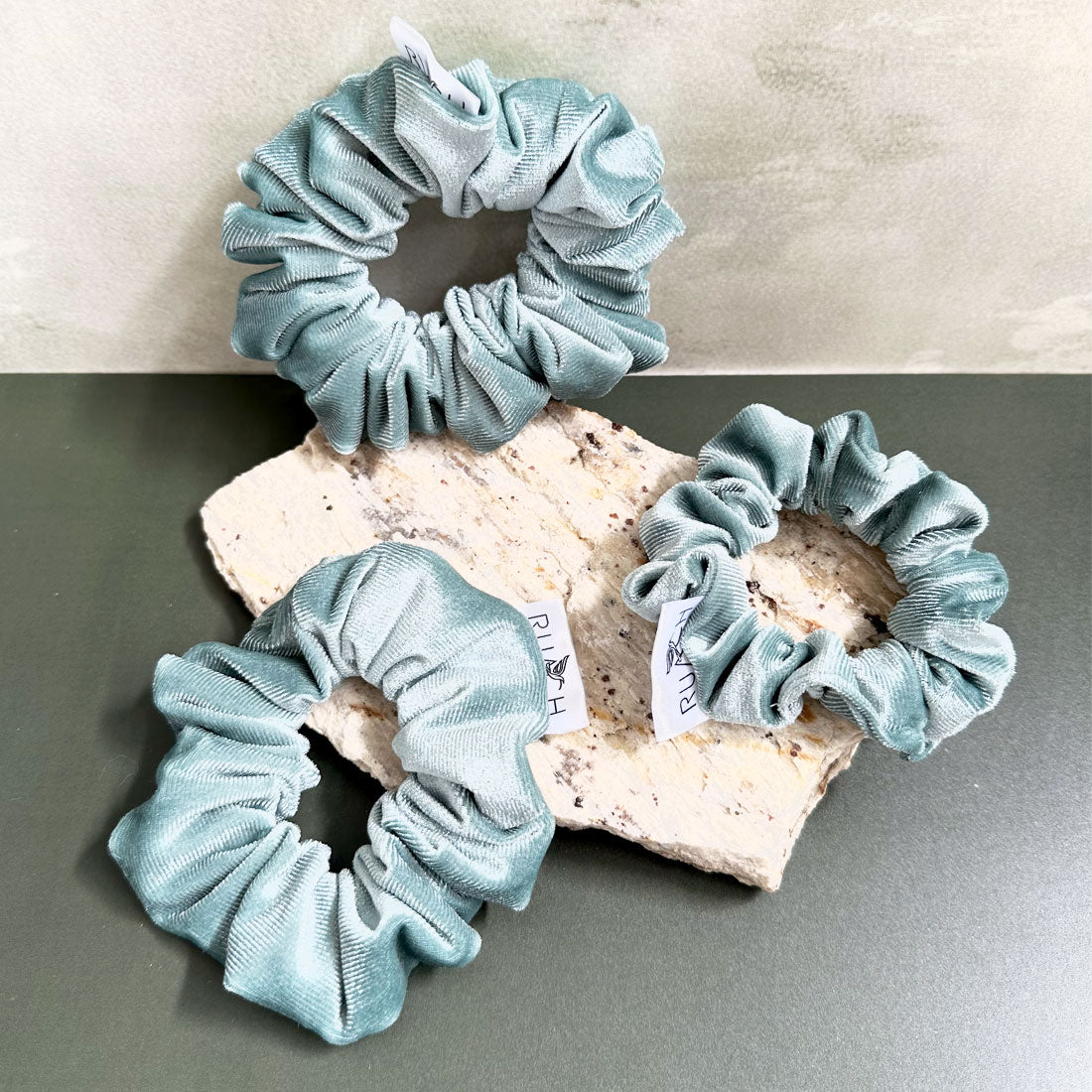 Leia Classic Scrunchie